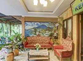 OYO 90988 Tangkoko Jungle Homestay，位于Rinondoran的酒店