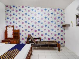 OYO Homes 91103 Syariah Desa Wisata Lembah Gunung Tumpeng，位于Sumberwaras的酒店