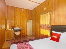 OYO Homes 91118 Homesstay Desa Wisata Budo Near Desa Wisata Budo，位于Kima的酒店
