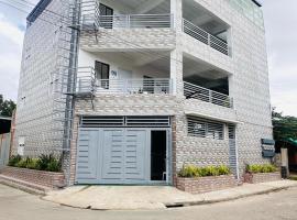 DVM Transient Inn，位于Santo Tomas的旅馆