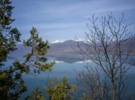Prespes Lake View Family Apartment