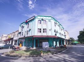 Hotel Night Queen salak Tinggi，位于雪邦吉隆坡国际机场 - KUL附近的酒店