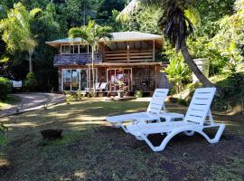HUAHINE Manta Lodge avec 4x4 optionnel，位于Haapu的酒店
