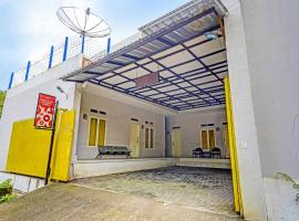 OYO 91329 Guest House Le-banon Syariah，位于加鲁特的酒店