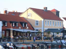 Åhus Gästgivaregård，位于奥胡斯的酒店