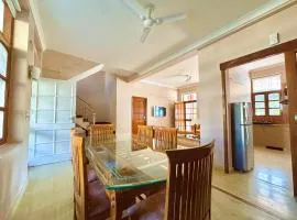 Luxury 4 Bedroom's Indepandent Villa