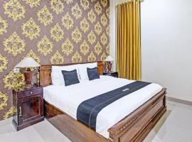 Collection O 91481 Mahkota Hotel Purwodadi，位于Grobogan的酒店