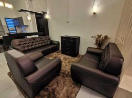 OYO Home 90537 Homestay Syaaban，位于太平的酒店
