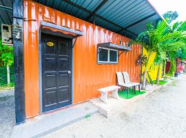 OYO 90589 The Jungle Cabin House，位于太平的酒店