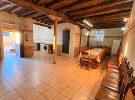 Casa Rural Calderón de Medina l, ll y lll，位于Siete Iglesias de Trabancos的酒店
