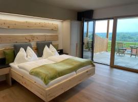 Gästezimmer Weinhof Tropper，位于Hütt的酒店