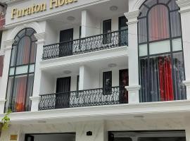 Furaton Hotel，位于&ETH;ức H&ograve;a的带停车场的酒店