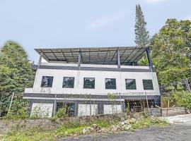OYO 91612 Villa A1，位于特里特斯的酒店