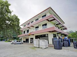 OYO 90597 Delightful Holiday Inn，位于拉瑙的酒店