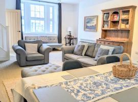 The Old Post Office - Central Helmsley with Parking，位于赫尔姆斯利的酒店