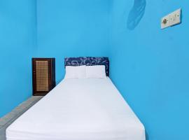 SPOT ON 91811 Rumah Inap Bunda Nurhayati，位于普拉亚的酒店