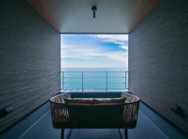 CLIFF VILLA private sauna & pool，位于Tei的酒店