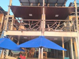 HOSTAL LAMAR BARU dónde Gertrudis，位于布兰卡滩的酒店