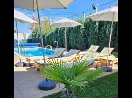 Danube Home，位于Ostrovu Corbului的宠物友好酒店