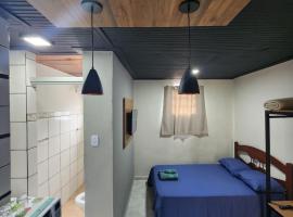 Kitnet mobiliada em Lins，位于林斯的酒店