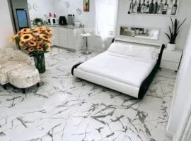 Studio guest house