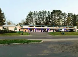 Love Hotels Timberline By OYO Lake Superior