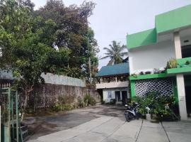 SPOT ON 92537 Tetirah Homestay，位于沙拉迪加的酒店