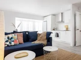 Modern Comfort in the Heart of La Laguna