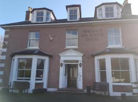 Mackay's Spa Lodge Hotel，位于斯特拉斯佩弗的酒店