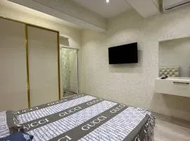 Apartment 6