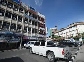Hotel O River Inn