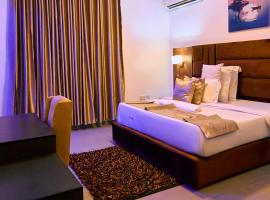 Crownedge Hotels，位于伊凯贾的酒店