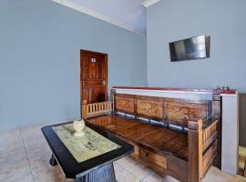 OYO 92903 Barokah Hotel Syariah，位于Sangkapura的酒店