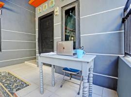 OYO Life 93032 Maju Mapan Homestay Syariah，位于Lamongan的酒店
