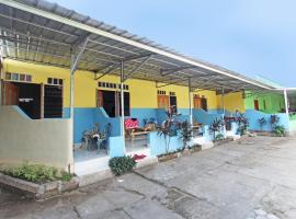 OYO Life 92960 Rumah Kos Kita，位于Papak的酒店