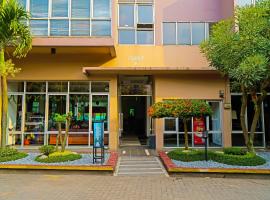 OYO Life 92774 The Edge Apartment By My Home，位于Cimahi的酒店