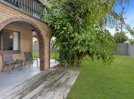 Spacious 3-Bed Home with Large Balcony