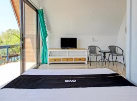 Palette 93389 Osanna Beach Resort，位于Wonogiri的酒店