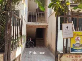 1bhk Cozy stay near Kolhapur railway station
