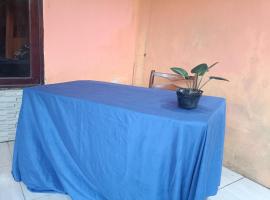 OYO 93435 Yuda Family Homestay Near Desa Wisata Hijau Bilebante，位于Lembuak的酒店