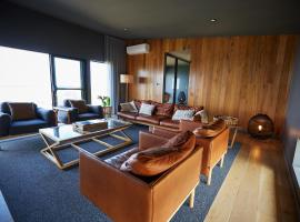 King Island Lodge - North & South Lodge