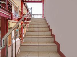 OYO 93224 Fj Guest House，位于Sayang的酒店