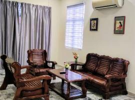 13paxs Semi D Homestay Hutan Melintang，位于Hutan Melintang的酒店
