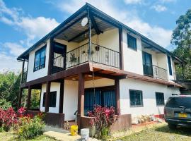 Casa los Naranjales，位于莫尼基拉的酒店