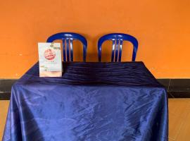 OYO Life 93259 Kos Kurnia，位于丹戎的酒店