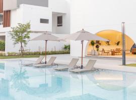 Veranda Pool Villas & Suite Hua Hin Cha Am，位于七岩的度假村