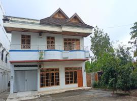 OYO 93652 Karunia Kost & PenginapanNearSiring Marabahan Ulek Barito，位于Sungaisalai的酒店