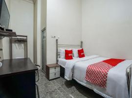 Hotel O Hidayah Homestay Syariah，位于诗都阿佐的酒店