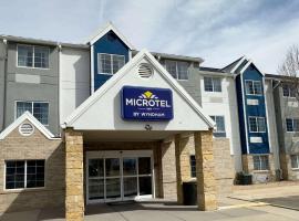 Microtel Inn & Suites by Wyndham Denver Airport，位于丹佛的酒店