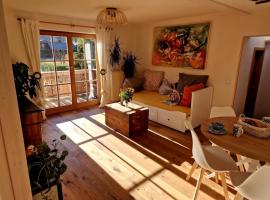 Zum traumhaften Ausblick，位于格赖瑙的酒店